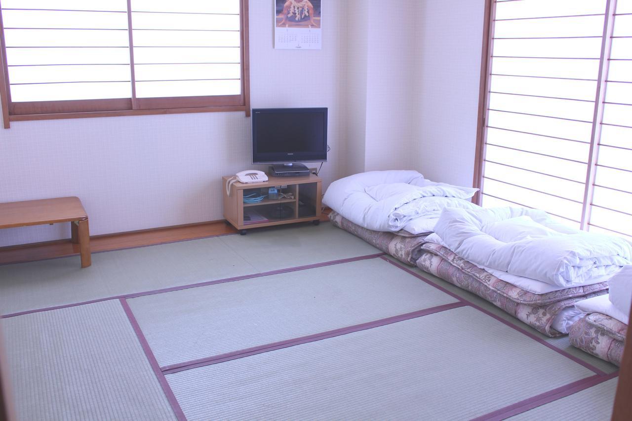 Fuji-Shi Business Hotel Furuiya Ryokan Fuji  Eksteriør bilde