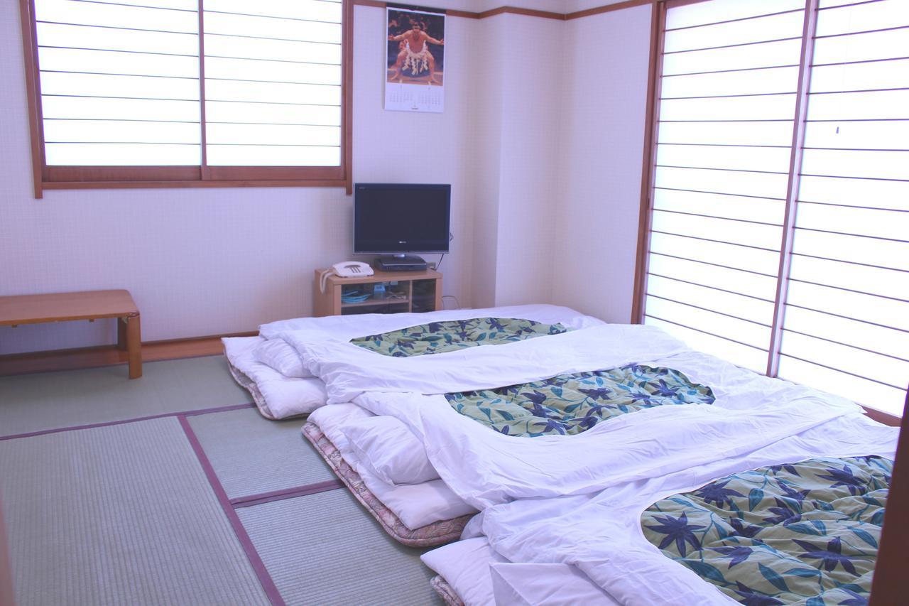 Fuji-Shi Business Hotel Furuiya Ryokan Fuji  Eksteriør bilde