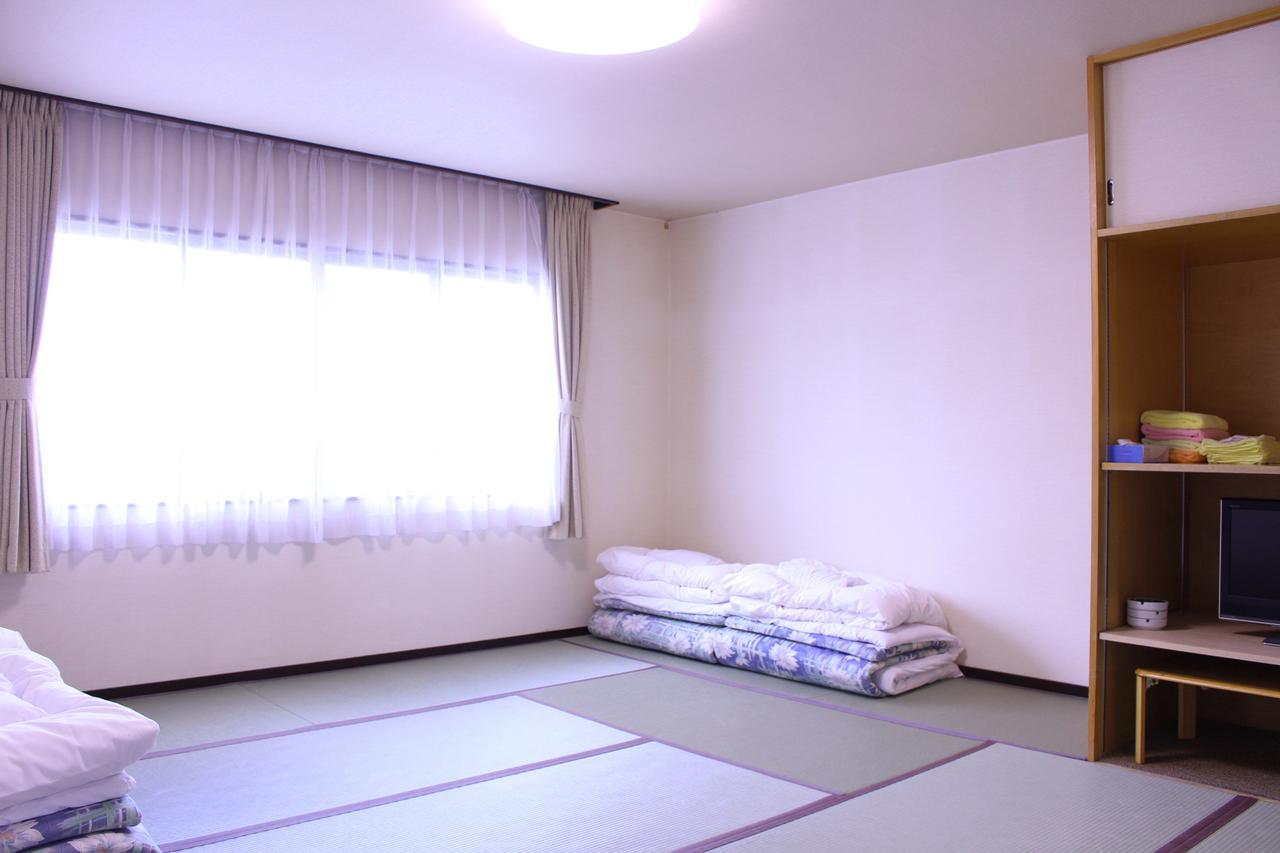 Fuji-Shi Business Hotel Furuiya Ryokan Fuji  Eksteriør bilde