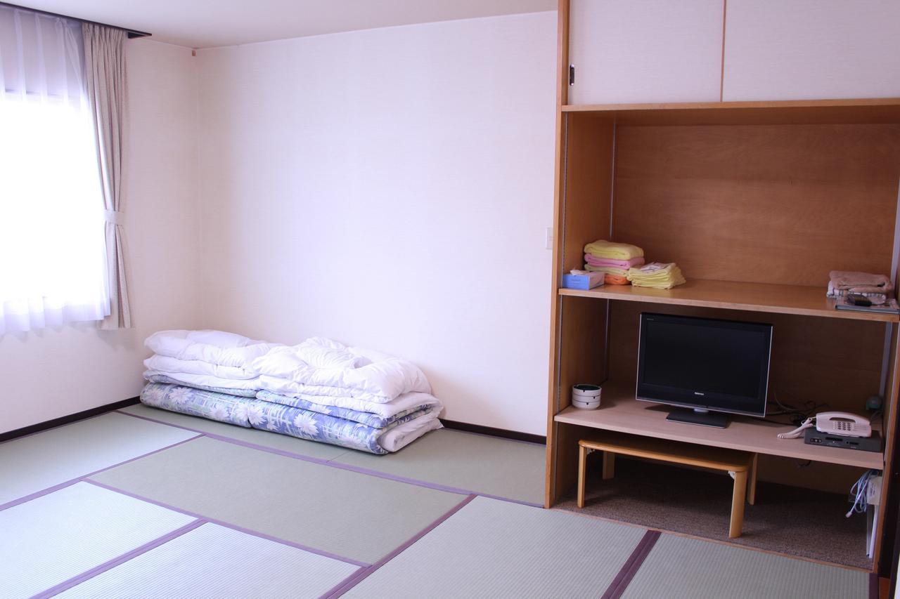 Fuji-Shi Business Hotel Furuiya Ryokan Fuji  Eksteriør bilde